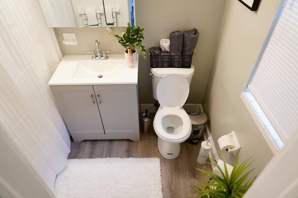 Апартаменты Stylish 1Br Unit W/Free Parking-Walk To Metro Вашингтон Экстерьер фото